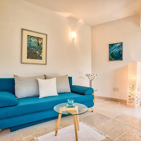 Modern Townhouse Borik Apartment *