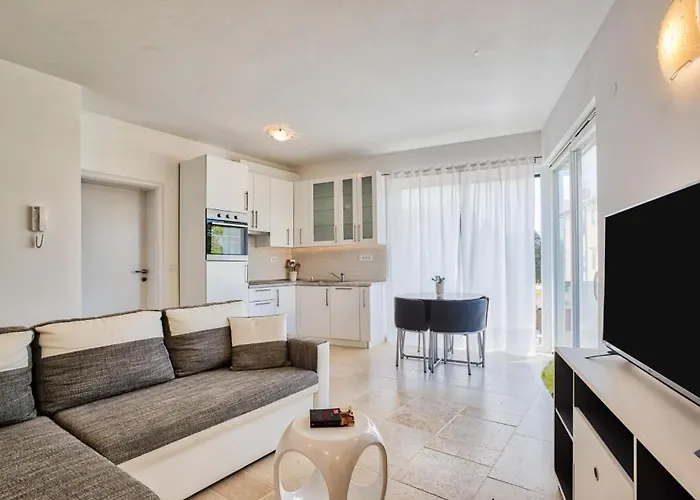 Modern Townhouse Borik Lejlighed