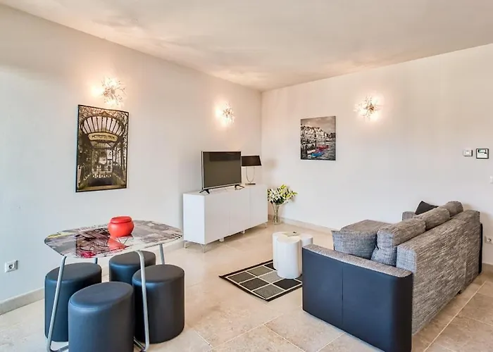 Lejlighed Modern Townhouse Borik