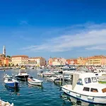 Modern Townhouse Borik * Rovinj