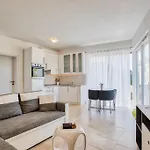 Modern Townhouse Borik Apartmán