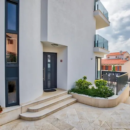 Modern Townhouse Borik Rovinj