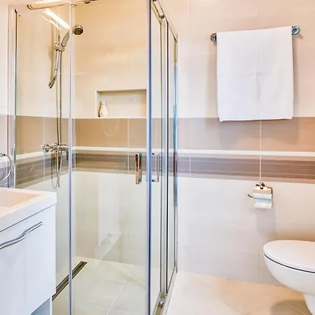 Modern Townhouse Borik * 罗维尼