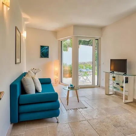 Modern Townhouse Borik 公寓 *