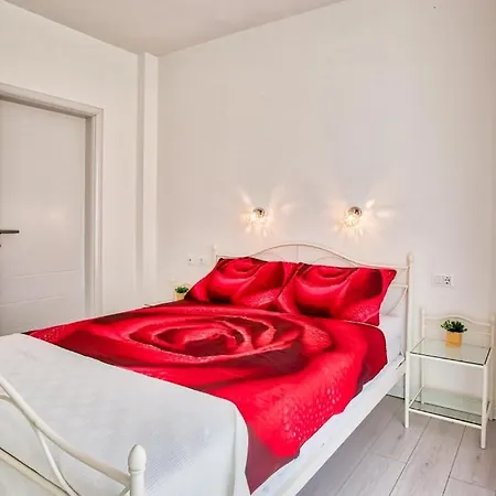 Modern Townhouse Borik * 罗维尼